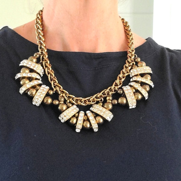 Banana Republic Jewelry - Elegant Banana Republic statement necklace